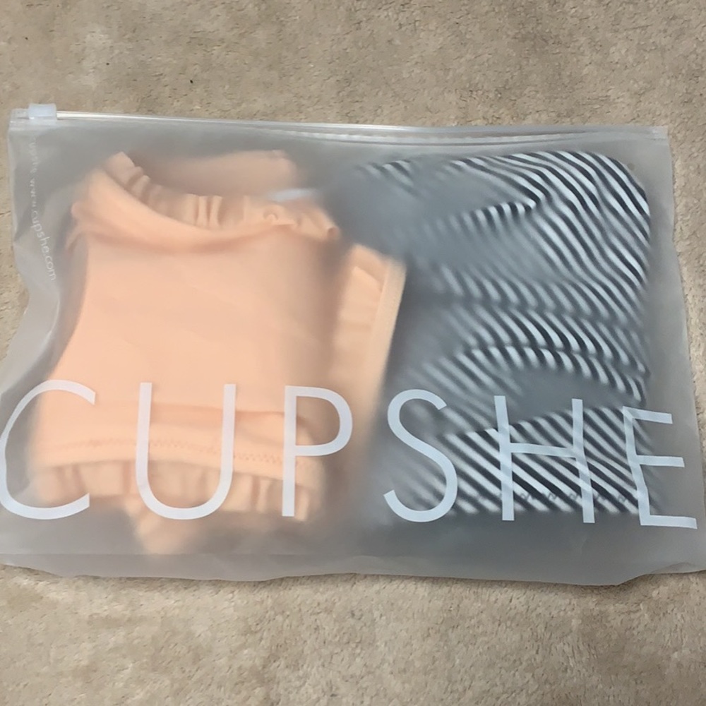 Cupshe bikini - Picture 3 of 10